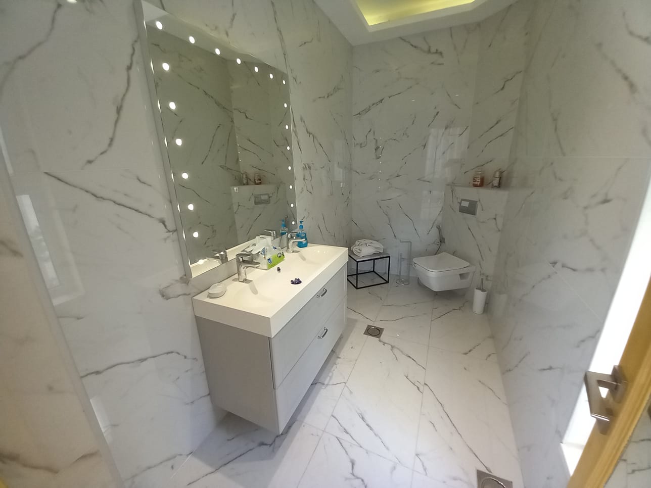 A Modern SeLuxury villa for rent in Dabouqmi-Attached Villa is Available for Rent in Dabouq. - Property Image 10